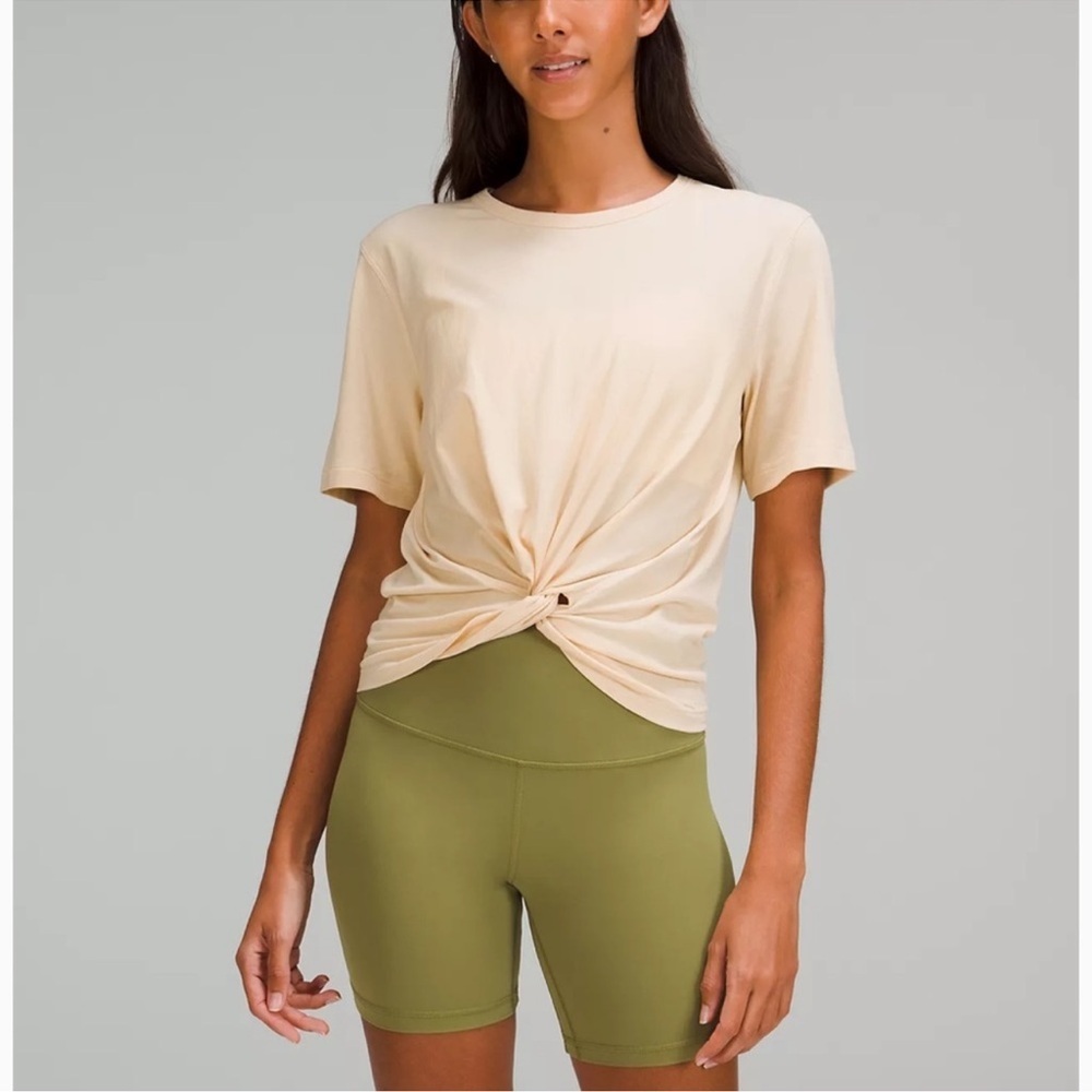 Lululemon Crescent Knot Twist Front Tee Cream Size 6